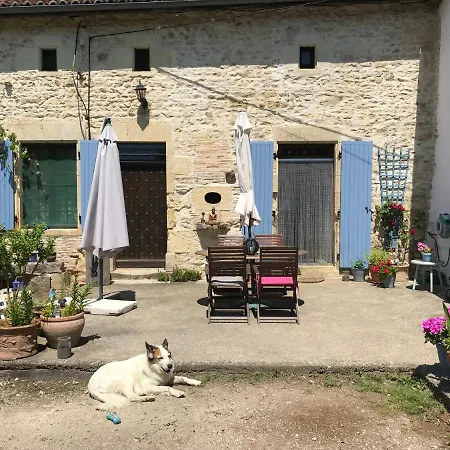 Holiday home Twin Emperor Tent In Le Vieux Cerier Charente *